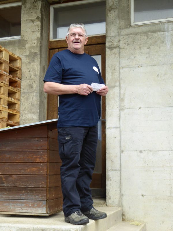 Begrüssung durch die Bözer Reb- und Weinfreunde Begrüssung durch die Bözer Reb- und Weinfreunde