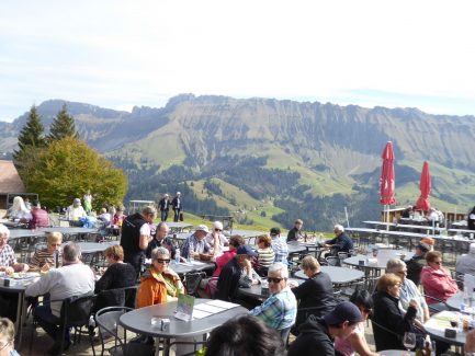 Gartenwirtschaft mit der Schrattenfluh
