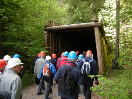 Asphaltmine Eingang