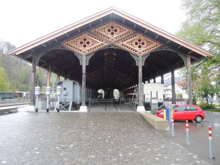 Historische Bahnhofhalle in Bauma