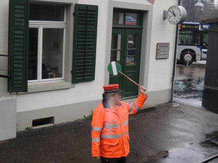 Abfahrtssignal am Bahnhof Bäretswil